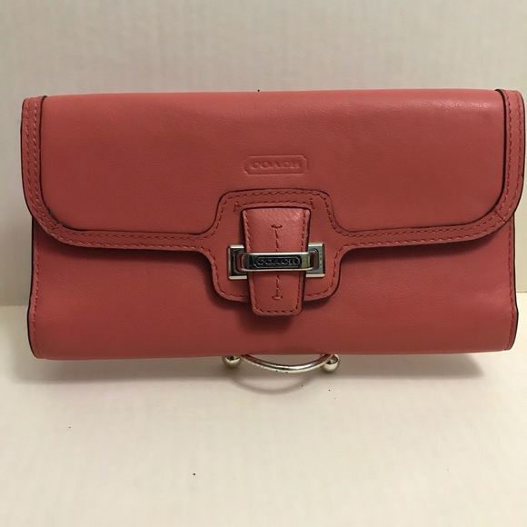 Coach Handbags - Coach Trifold Wallet smooth leather